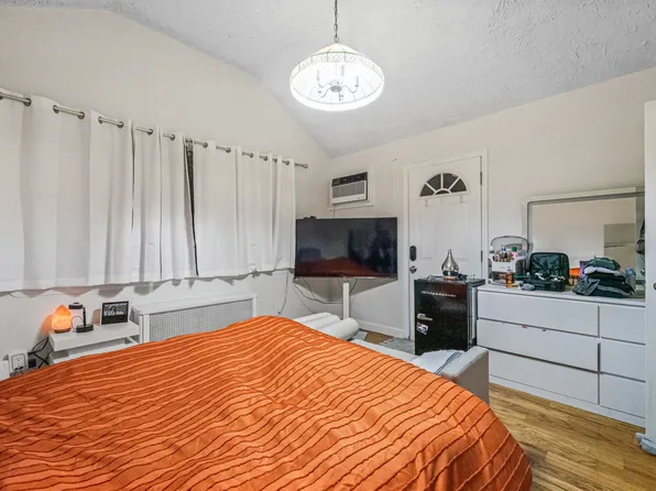 150-02 78th Road image 11 of 23