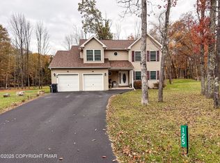 125 Alpine Lake Rd, Henryville, PA 18332
