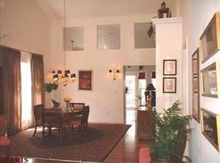 1161 Castle Gate Villas Dr, Saint Louis, MO 63132