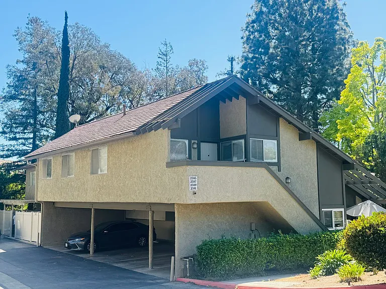 2591 La Paloma Cir — Photo 1