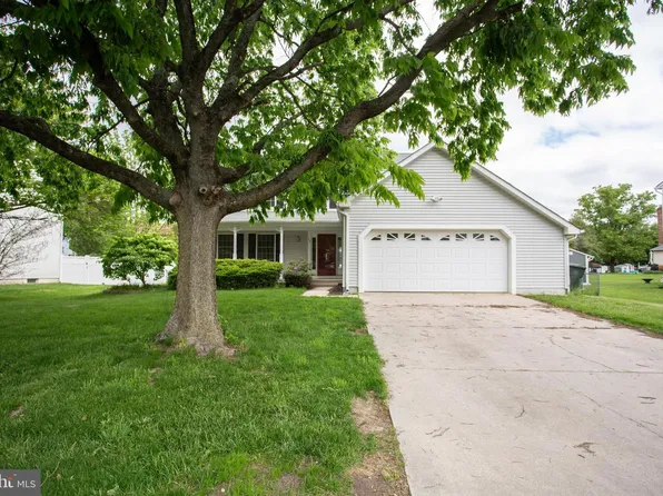 143 Rambling Rd, Lumberton, NJ 08048