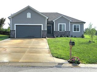 1201 Mesa Dr, Belton, MO 64012