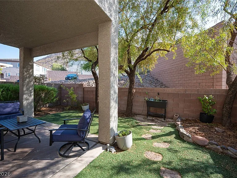 641 Solitude Point Ave — Photo 52