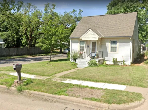 401 N Edwards Ave, Wichita, KS 67203