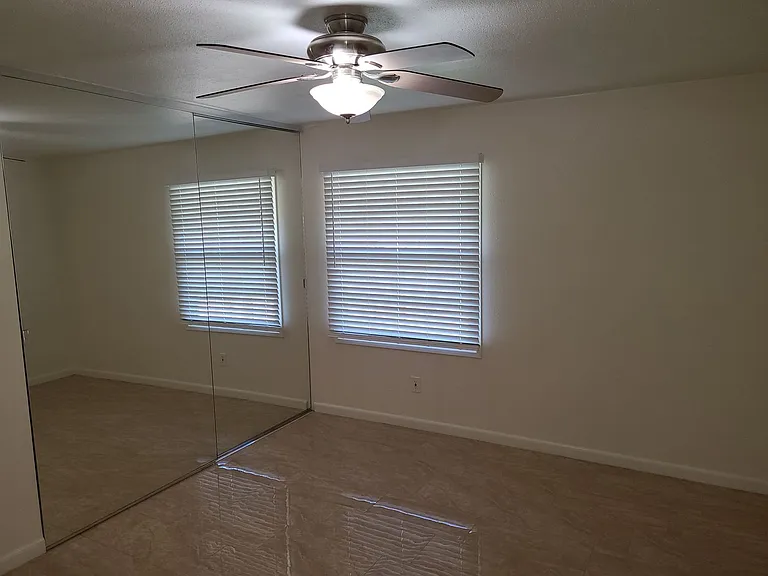 851 Taft Ave — Photo 23