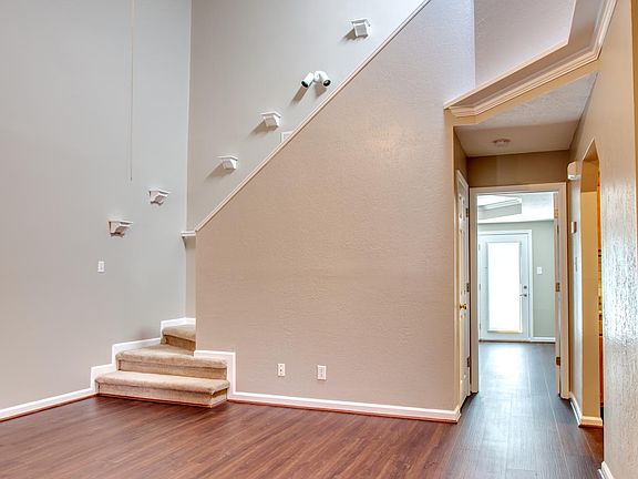 3rd image of 8562 Constance Way