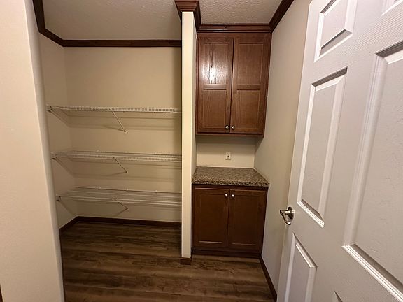 4th image of 29302 Meadow Ln #104