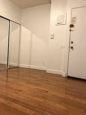 Rented by Modern Spaces | media 4