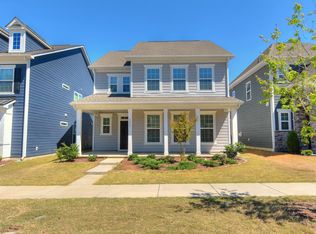 8017 Cornhill Ave, Charlotte, NC 28277