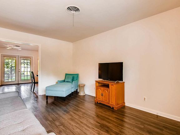 4th image of 8306 Rockwood Ln