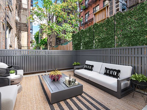 5th image of 310 W 80th St #1E