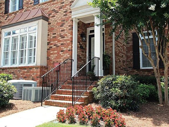 2nd image of 2602 Oglethorpe Cir