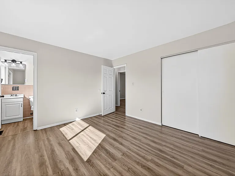 3253 Greenbridge Dr — Photo 10