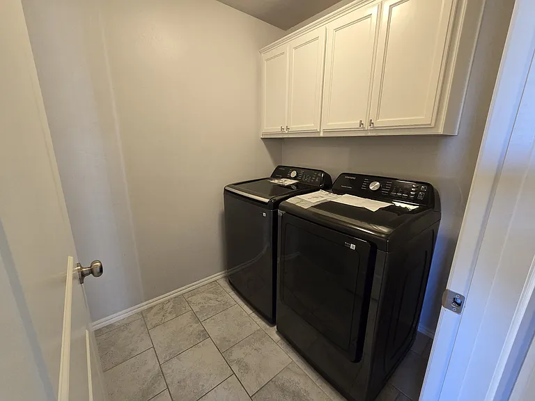 1309 S Landry Ln — Photo 29