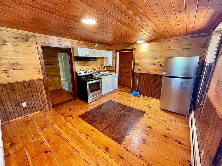 47 2nd St #2L — Photo 2