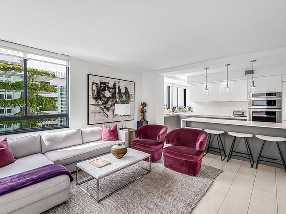 4th image of 1330 West Ave #1514A