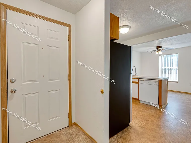 13738 NE Glisan St #3 — Photo 11