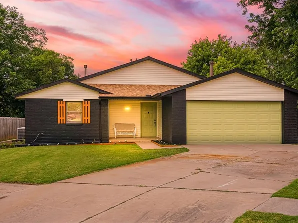 3300 Outpost Cir, Norman, OK 73072