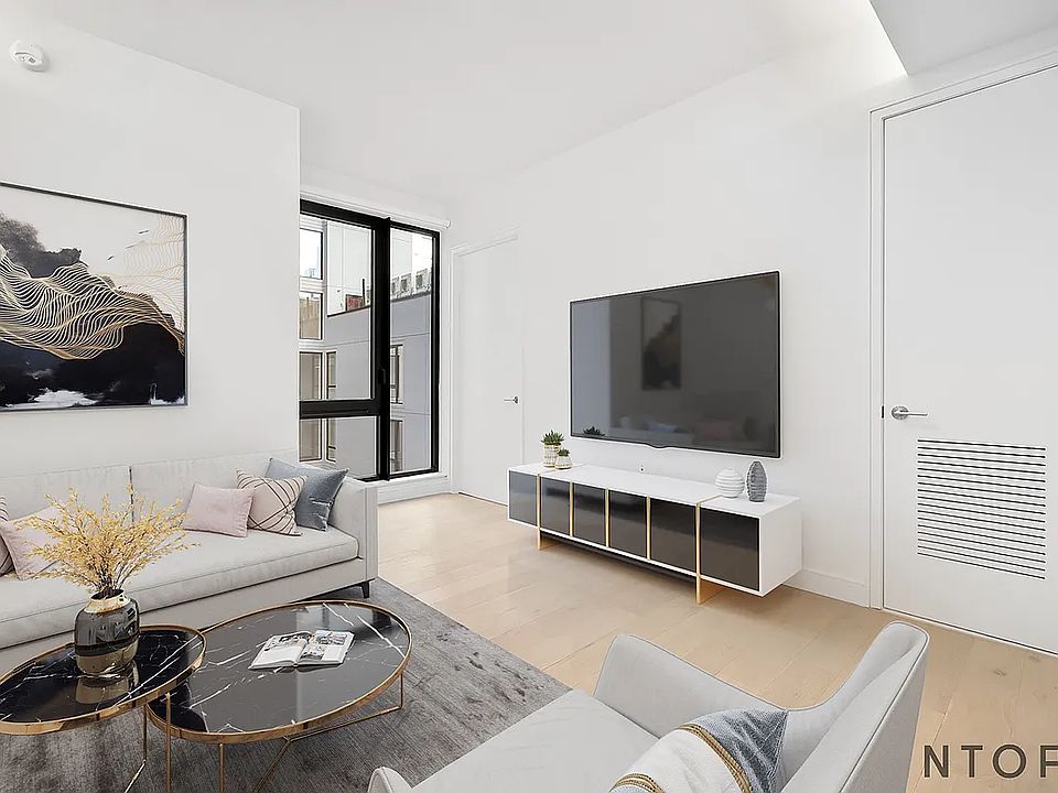 1st image of 622 11th Ave #1008