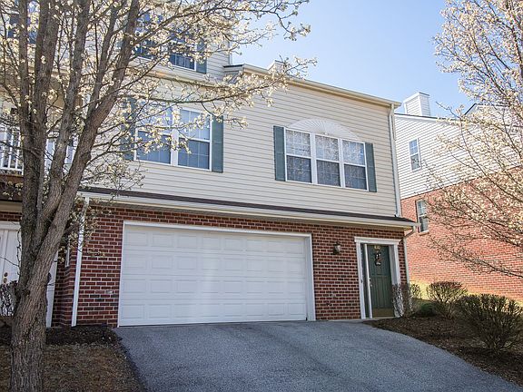 3rd image of 830 Oak Tree Blvd NW