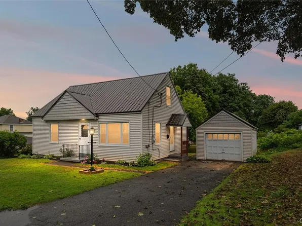 17 Eberley Ave, Whitesboro, NY 13492