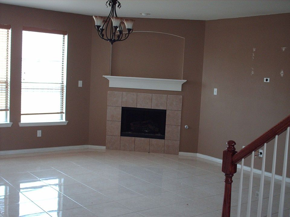 2nd image of 4829 Monarch Dr
