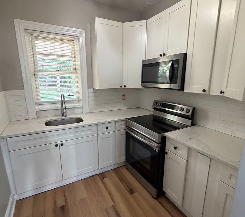 1st image of 317 Wunder St