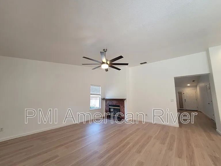 4405 Dusham Cir — Photo 4