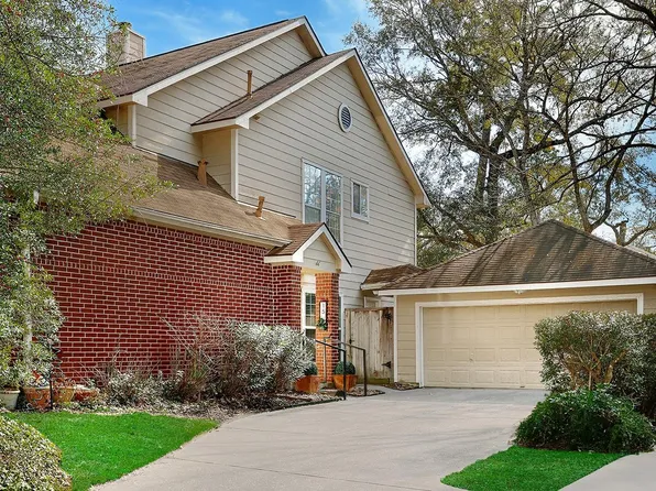 15 S Avonlea Circle, The Woodlands, TX 77382