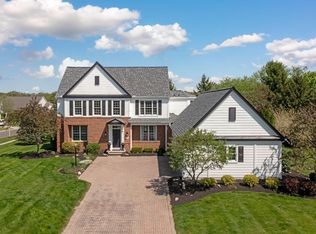 7553 Blue Fescue Dr, Westerville, OH 43082