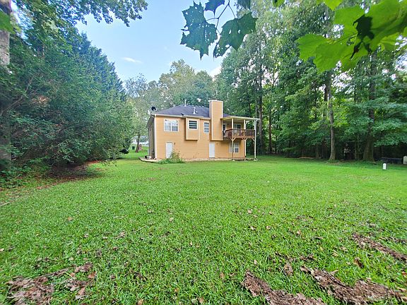 3rd image of 699 Sherwood Dr