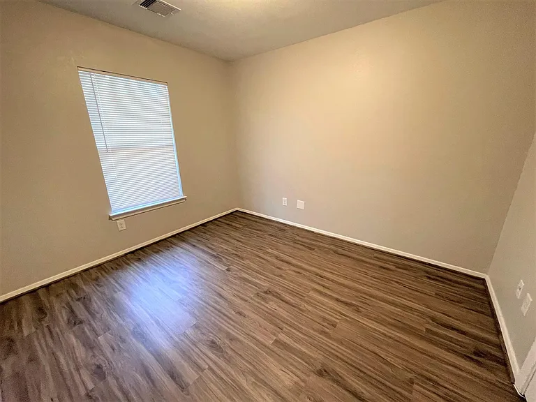 1603 Nichole Woods Dr — Photo 28