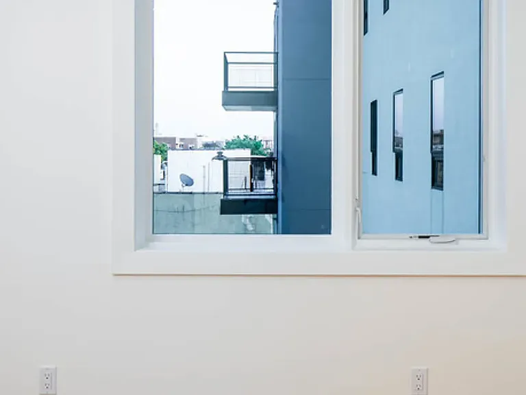620 Parkside Ave #4D — Photo 25