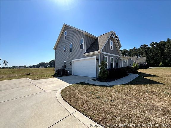 2nd image of 158 Rocking Horse Ln