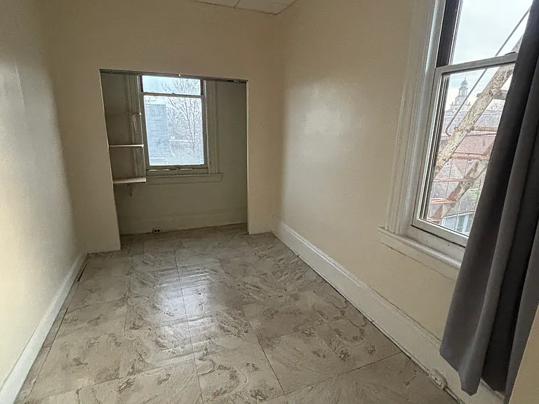 8514 76th St #2R — Photo 4