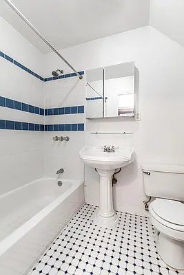 Rented by Ivey North LLC | media 13