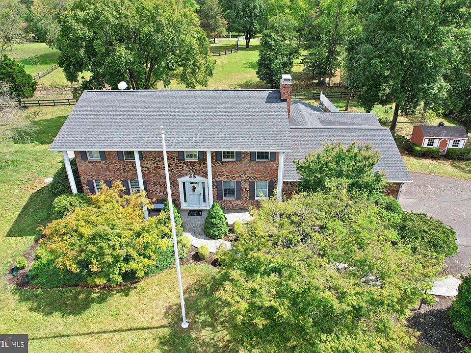 1st image of 15480 Turnberry Dr