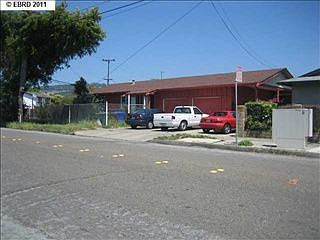 1st image of 806 S 47th St