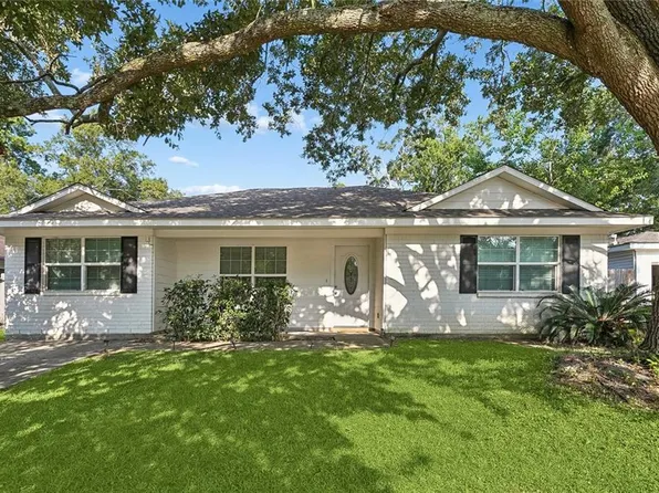 141 Audubon Dr, Mandeville, LA 70471