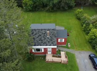 14 Lincoln St, Presque Isle, ME 04769