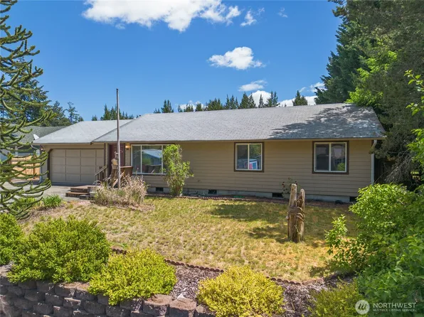 70 E Sycamore Place, Shelton, WA 98584