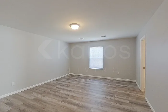 262 Christopher Street Ext — Photo 14
