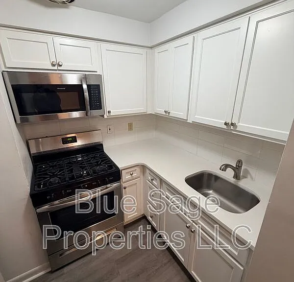 4424 Bloomfield Ave #A — Photo 10