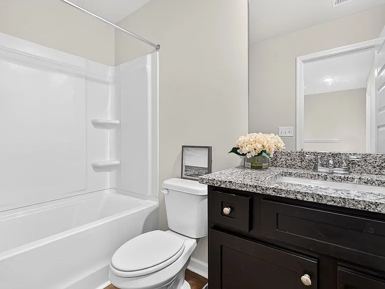 1015 Hayden St NW — Photo 23