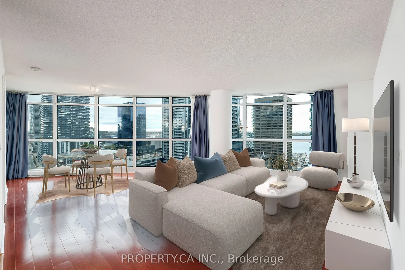 18 Yonge St #2011 photo 1