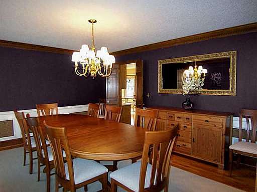 5th image of 6346 Rosecommon Dr