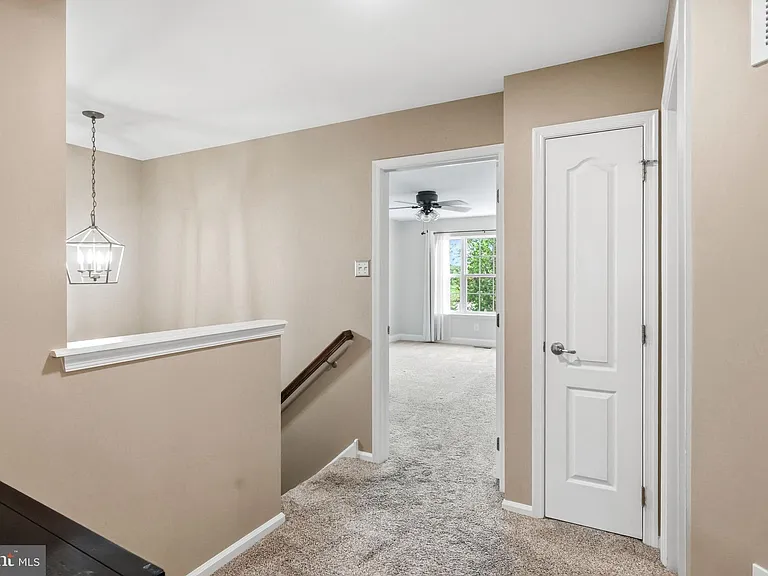 53 Overlook Dr — Photo 31