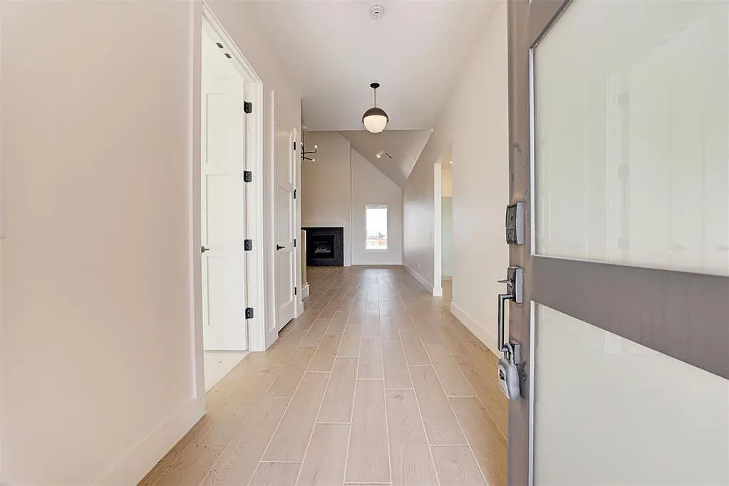 3252 Mission Hill Drive - 1 — Photo 4