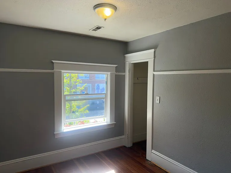 4853 NE 6th Ave — Photo 24