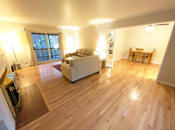 910 W Stadium Blvd #A, Ann Arbor, MI 48103